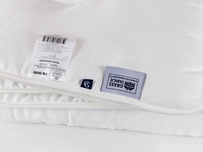 Одеяло стеганное с кантом German Grass TENCEL FAMILIE BIO 200 х 220 см. всесезонное