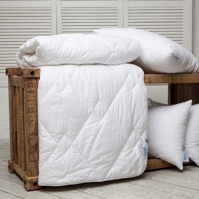 Подушка стеганая на молнии German Grass BAMBOO FAMILIE BIO 50 х 68 см. регулируемая