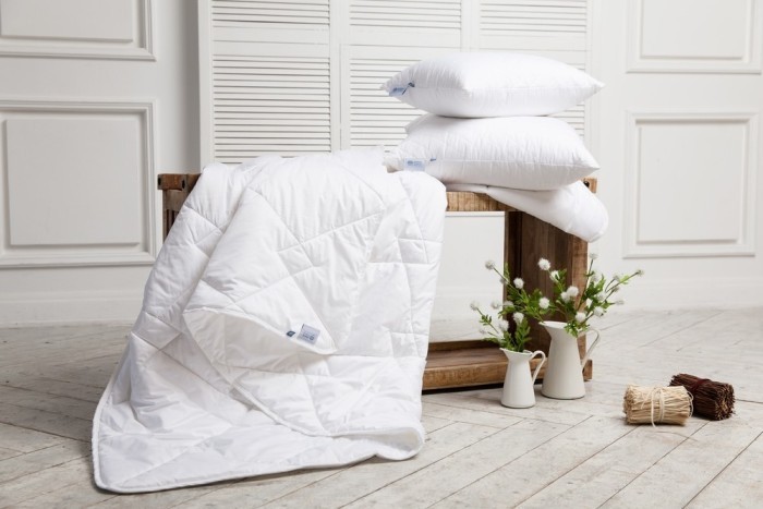 Одеяло стеганное окантованное German Grass BAMBOO FAMILIE BIO 200 х 220 всесезонное