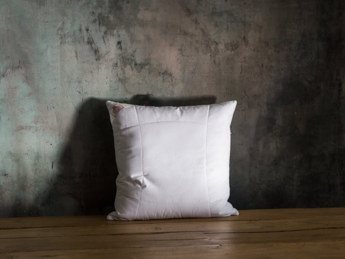 Подушка LINENWASH GRASS регулируемая 68х68