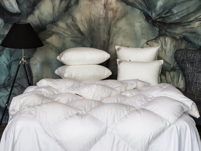 Одеяло QUEEN DOWN GRASS всесезонное 200х220