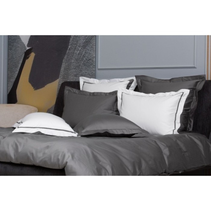 Наволочки с узкой отделкой Alpine Graphite Allure Grass 70х70 (2шт)