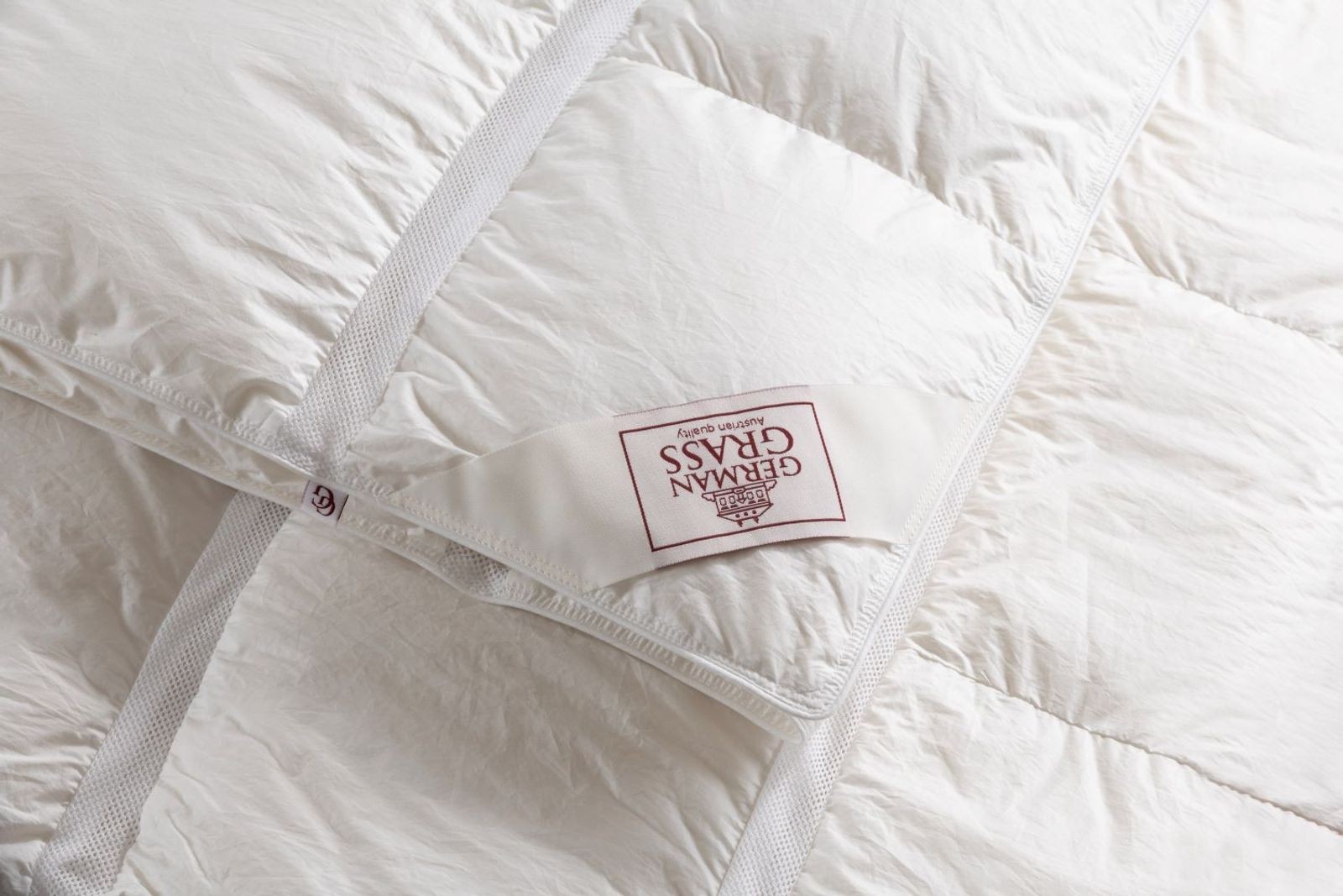 Одеяло ROYAL BALANCE GRASS всесезонное Light  240х220