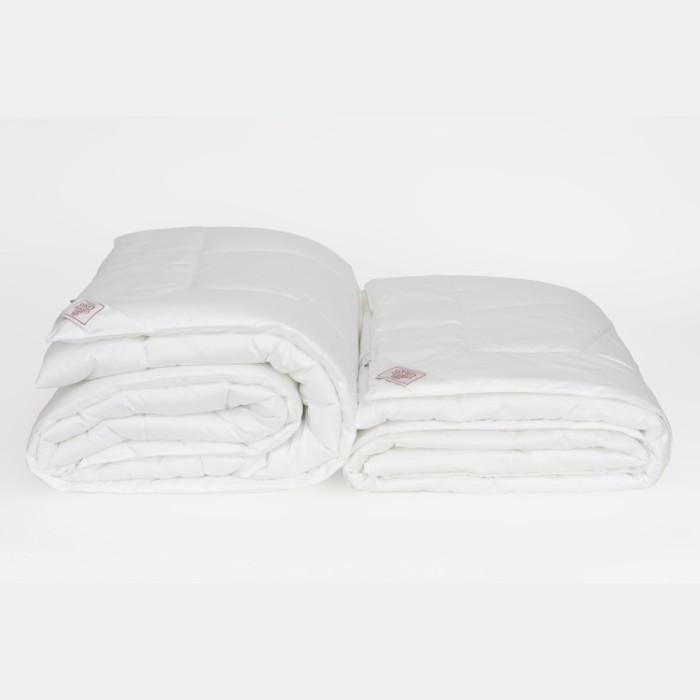 Одеяло NON-ALLERGENIC PREMIUM GRASS всесезонное 200х200