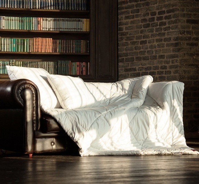 Одеяло CAMEL WOOL GRASS всесезонное 200х200