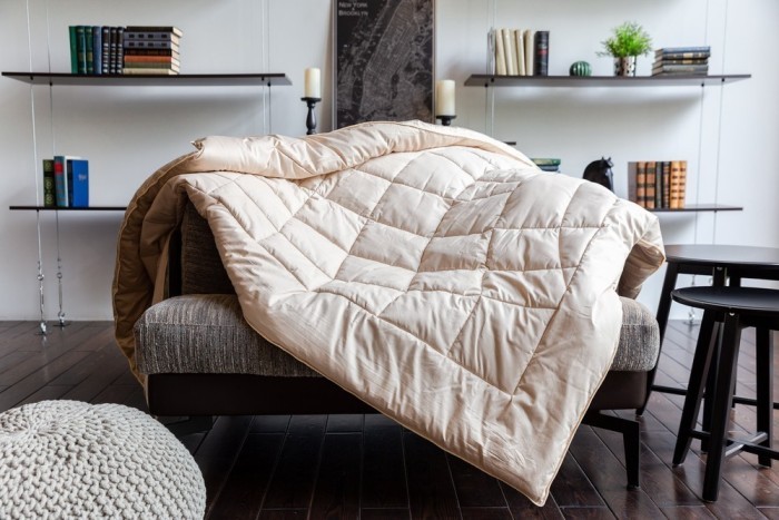 Одеяло ALMOND WOOL GRASS всесезонное 150х200