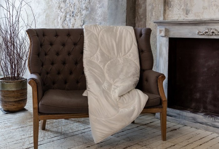 Одеяло SILK FAMILIE BIO легкое 160х220