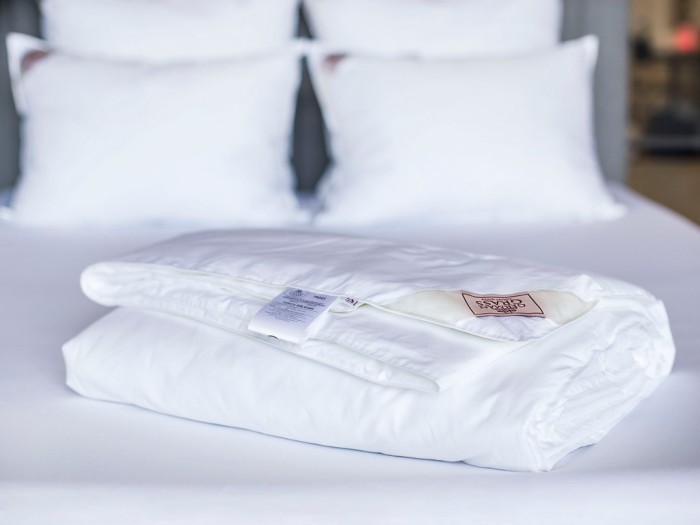 Одеяло LUXURY SILK GRASS лёгкое 150х200