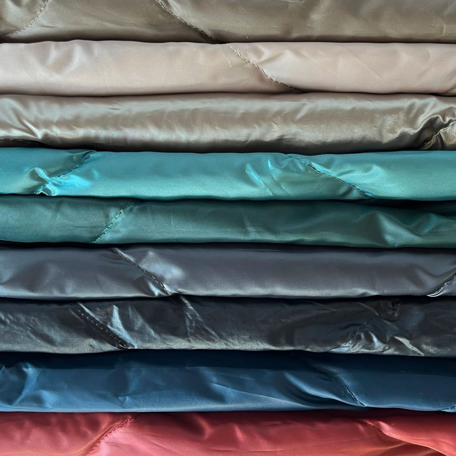 Дорожный плед-пончо пуховый Travel Cape Plaid Grass DARK GREEN 130х170