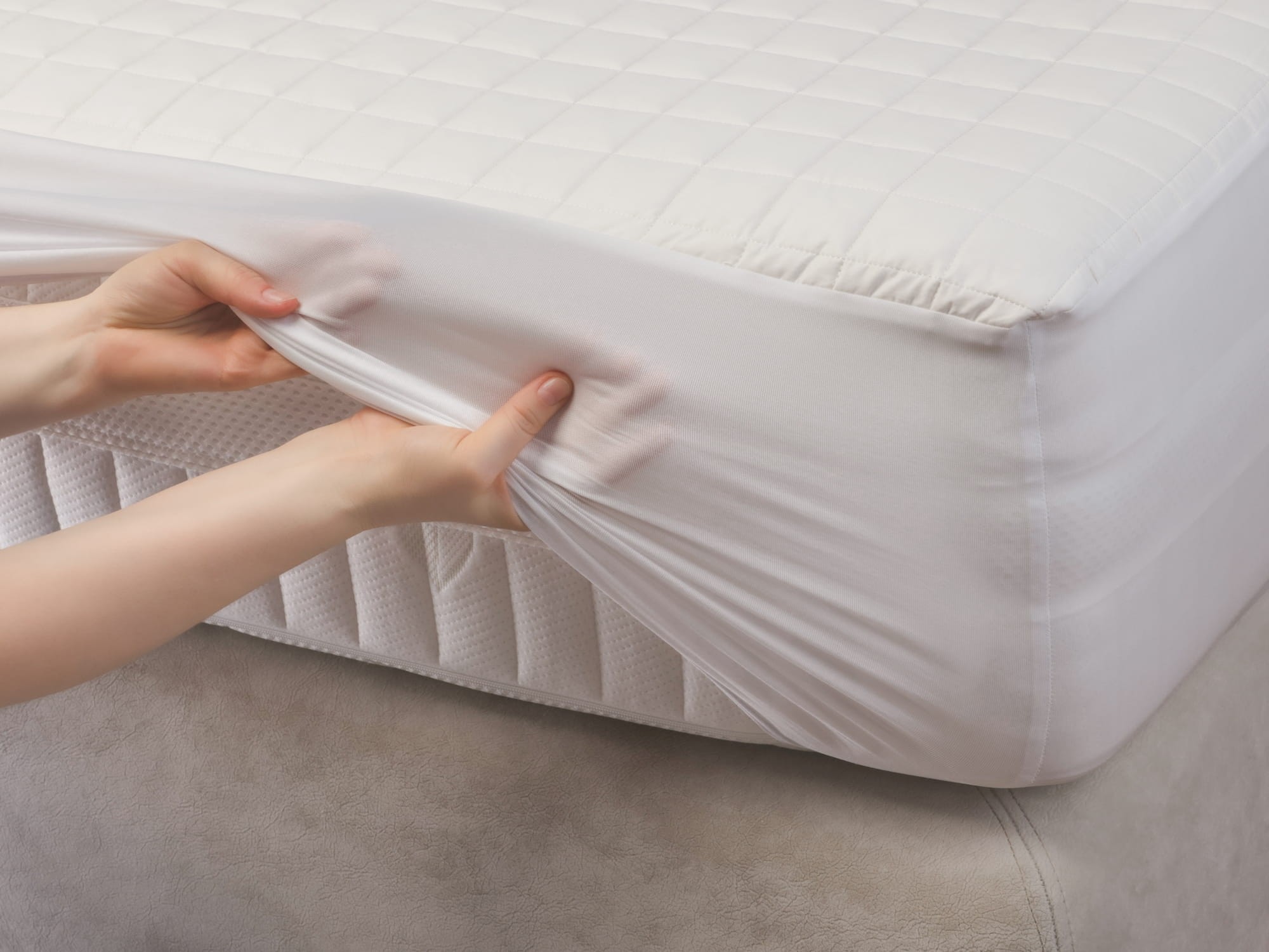 Наматрасник MATTRESS COTTON DRYSOFT GRASS непромокаемый с юбкой 200х200х40