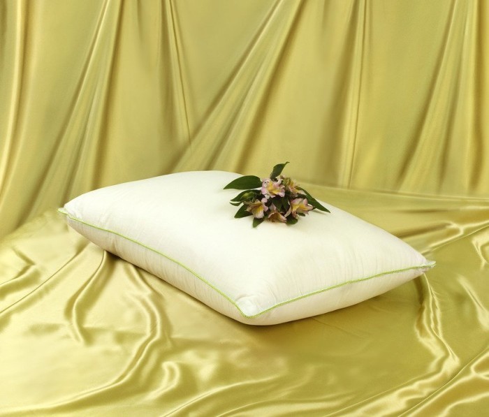 Шелковая подушка "Classic"      L-средняя плюс/мягкая   50х70